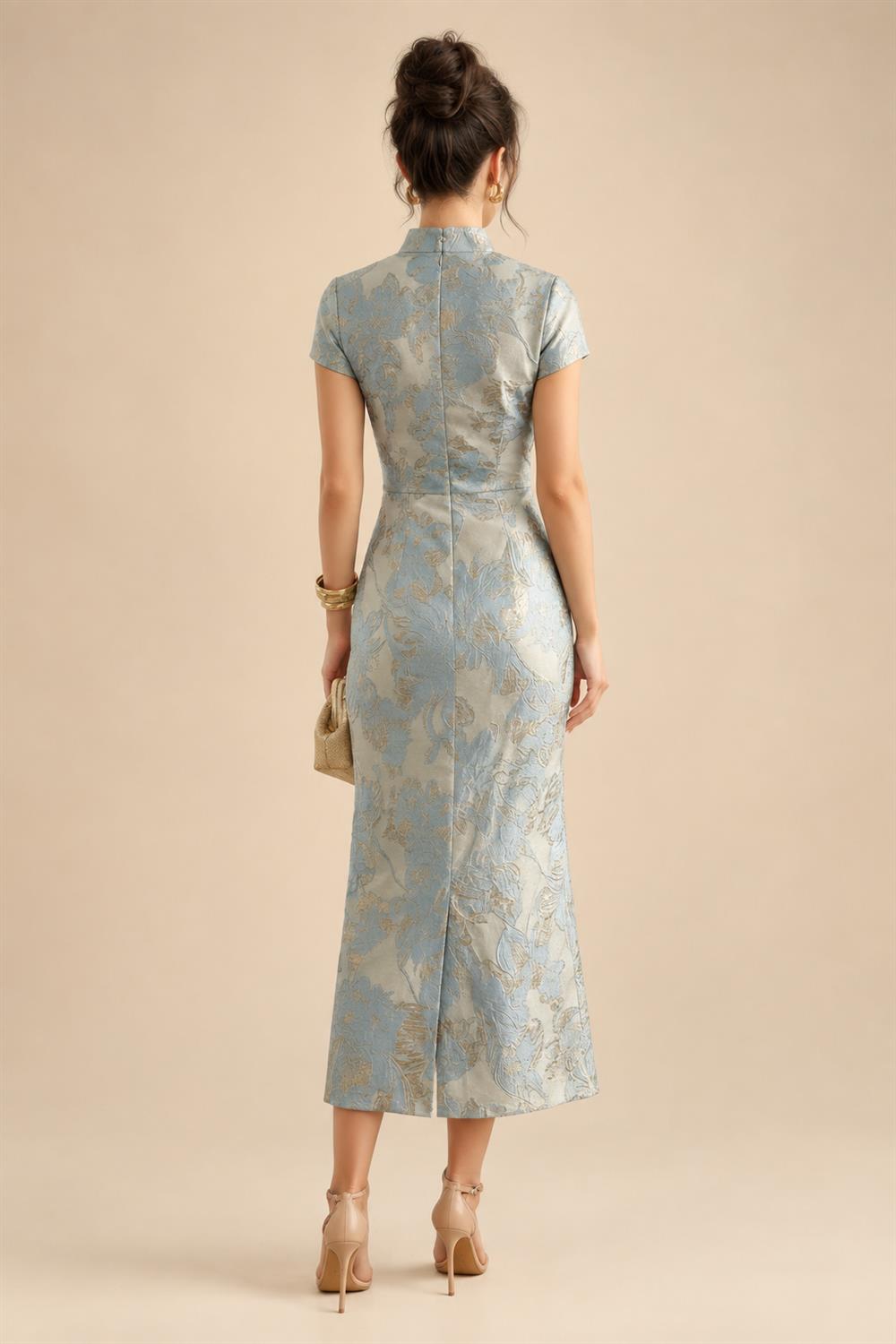 Sheath/Column Scoop Neck Chiffon Maxi Mother of the Bride & Groom Dresses with Lace Appliques, Sweep Train & Ruched Waist (SHI22501642)