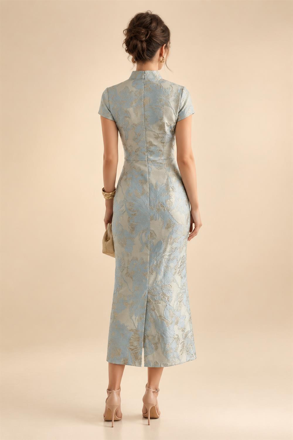 Floral Print A-Line/Princess V-Neck Floor-Length Mother of the Bride & Groom Dresses with Tiered Layers & Ruffles (SHI22501166)