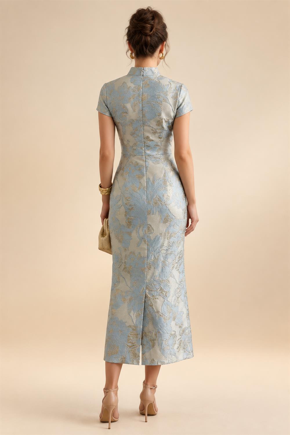 A-Line/Princess Scoop Neck Chiffon Floor-Length Mother of the Bride & Groom Dresses with Lace Appliques & Pleats (SHI22501666)