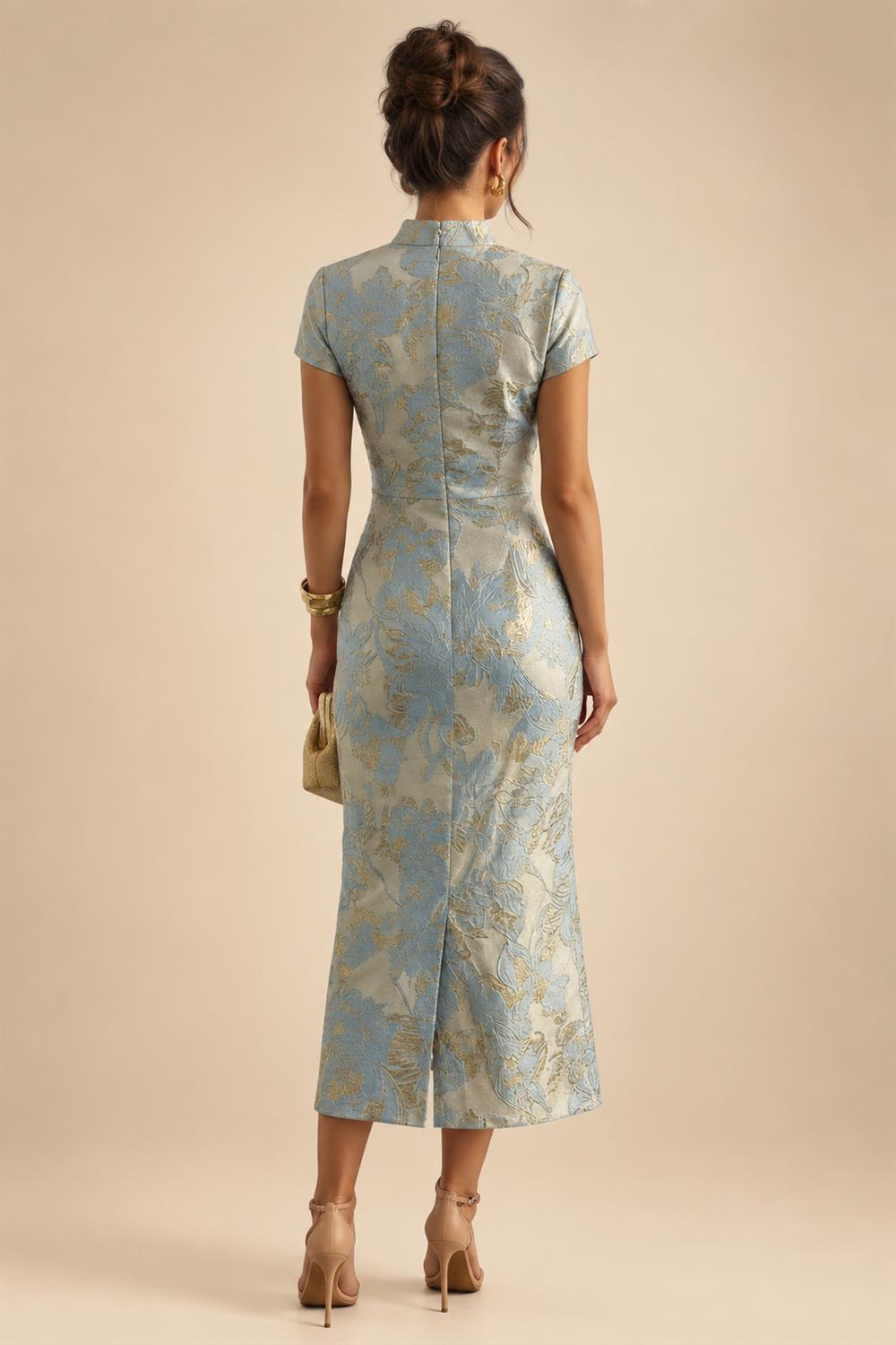 A-Line/Princess V-Neck Chiffon Maxi Mother of the Bride & Groom Dresses with Feather Trim & Pleats (SHI22501651)