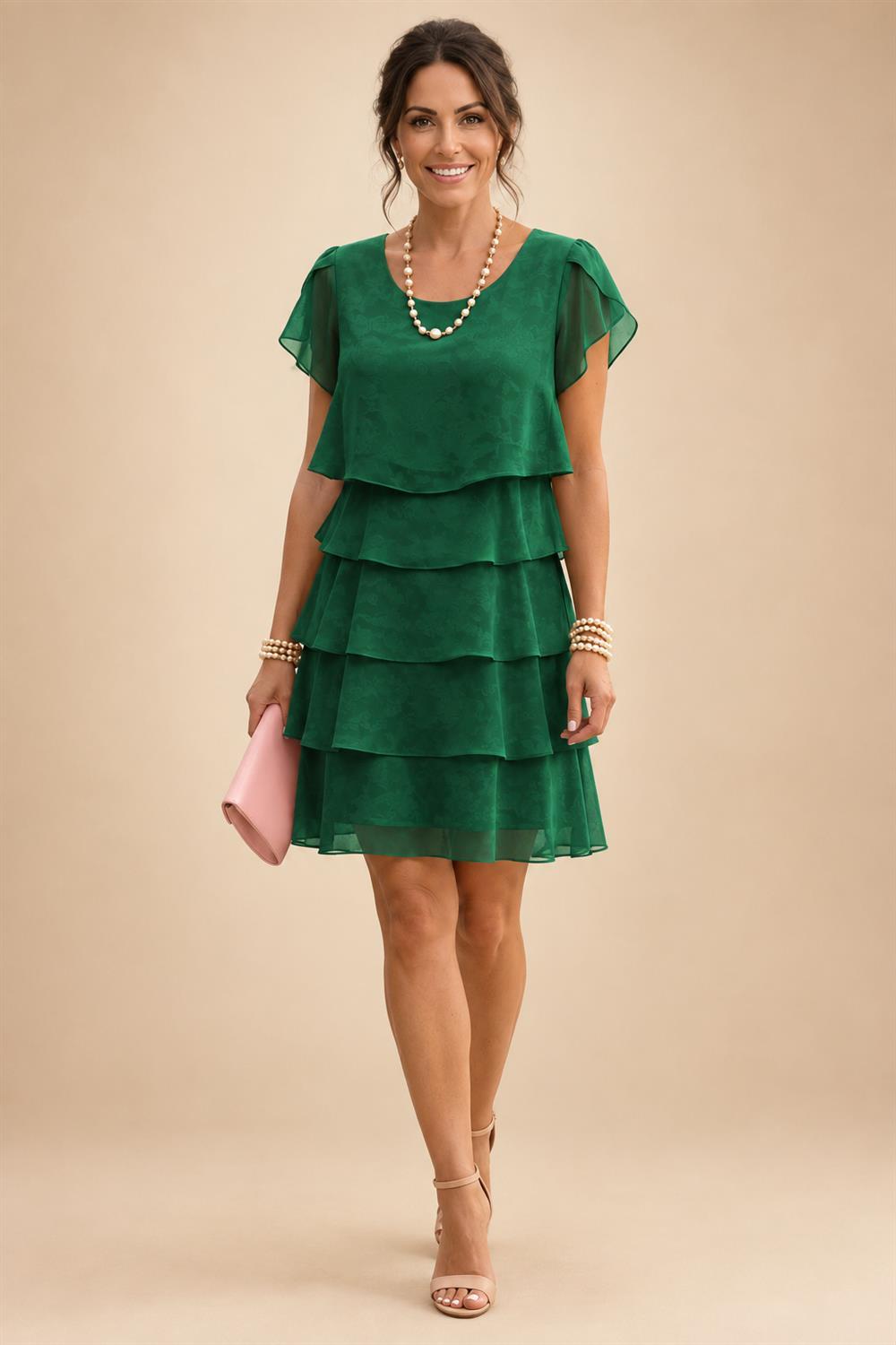 Chiffon A-Line/Princess Scoop Neck Short Mother of the Bride & Groom Dresses Tiered (SHI22500912)