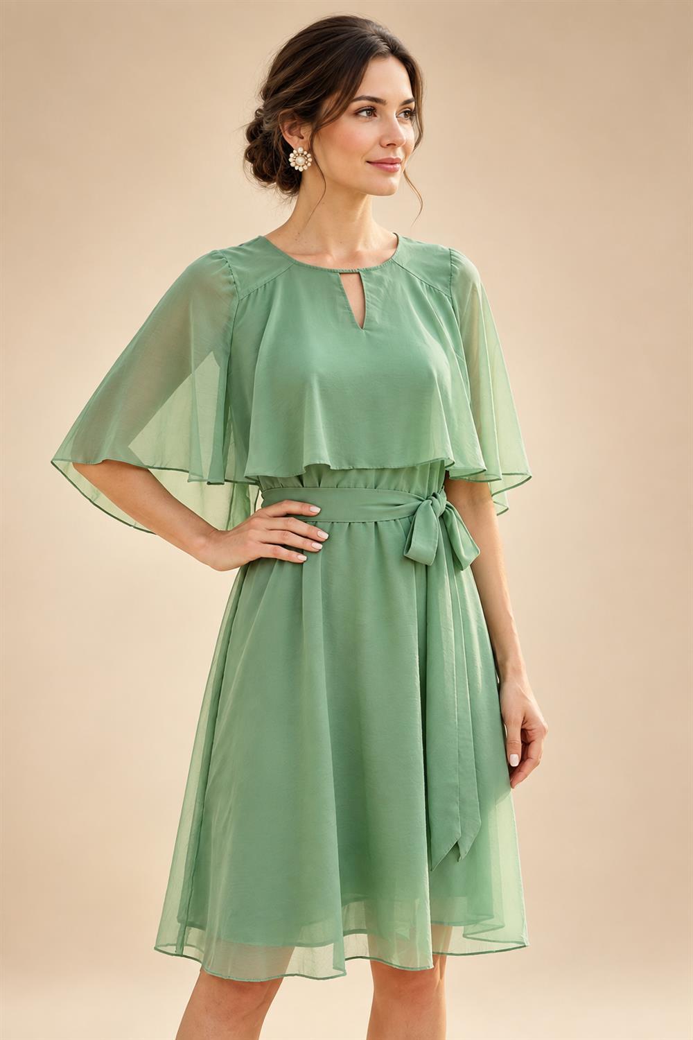 Chiffon A-Line/Princess Scoop Neck Short Mother of the Bride & Groom Dresses Tiered (SHI22500912)