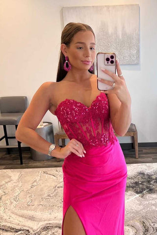 Ember | Vestido de fiesta largo rosa intenso con escote corazón y encaje tipo corsé con abertura