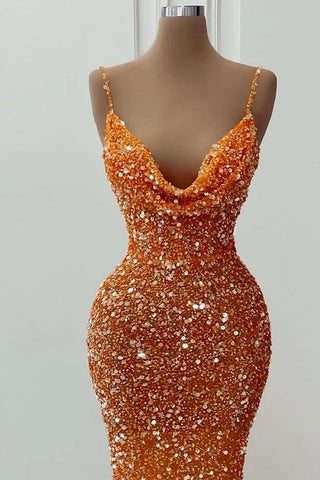 Glamouröses langes orangefarbenes, ärmelloses Meerjungfrau-Ballkleid mit Spaghettiträgern und Pailletten