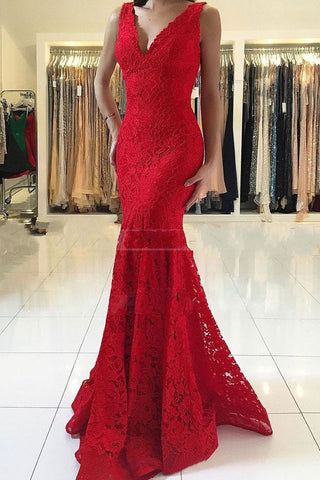 Glamoroso vestido de fiesta rojo de sirena con escote en V y encaje