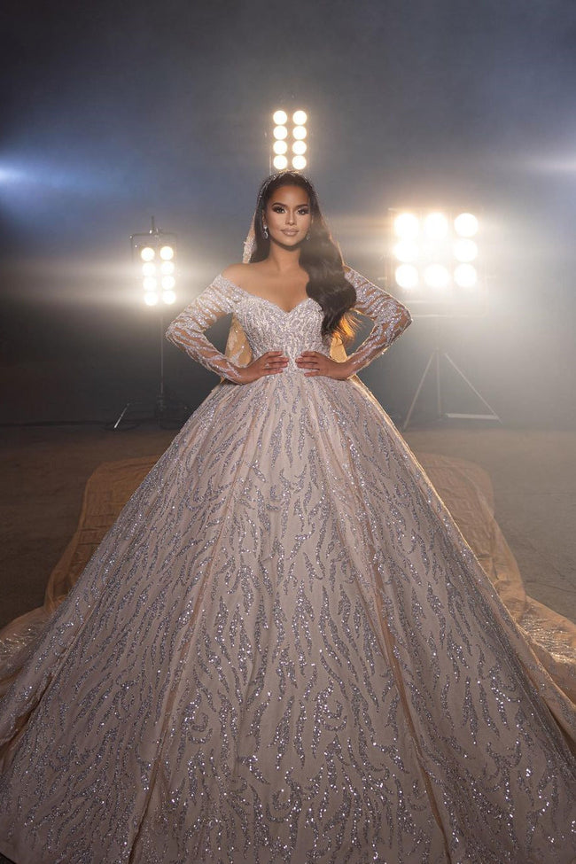 Gorgeous A-line Off-the-shoulder V-neck Wedding Dress With Lace Hover Image