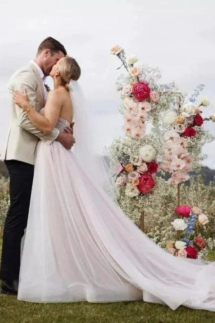 Gorgeous A-Line Tulle Sweetheart Sleeveless White Wedding Dress by misshow.com