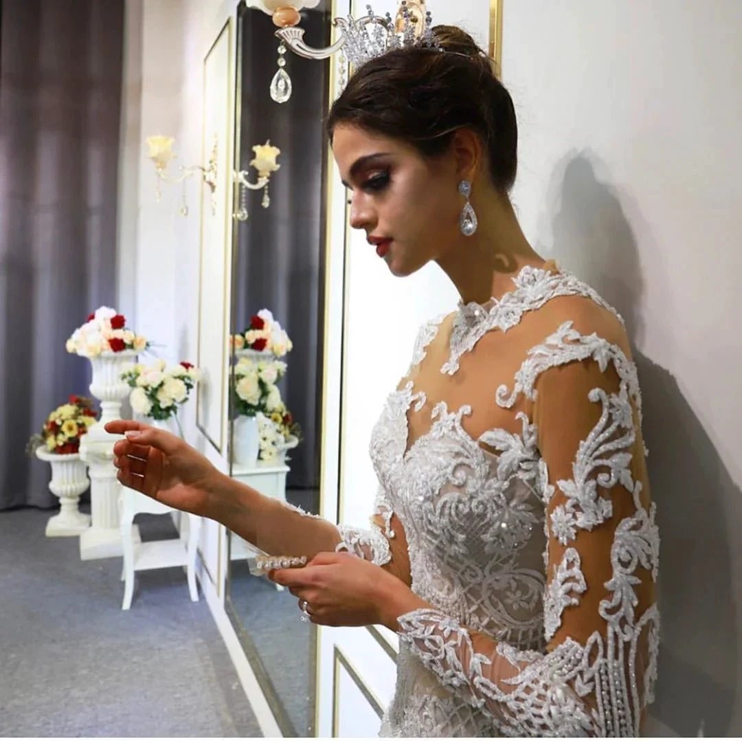 Gorgeous Long A-Line Sweetheart Appliques Lace Wedding Dress with Sleeves by BIZTUNNEL