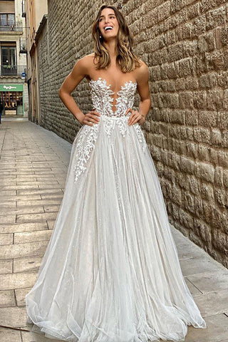 Gorgeous Long A-line Tulle Appliques Lace Wedding Dress