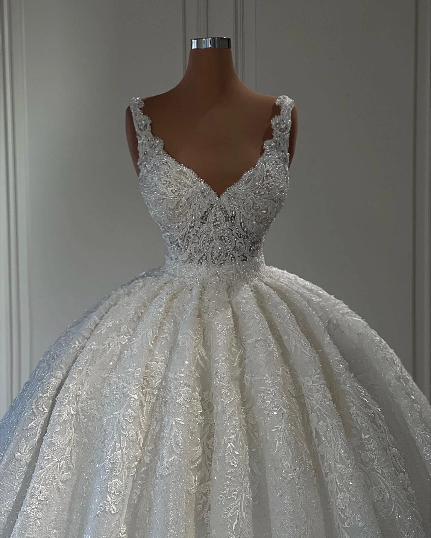 Gorgeous Long Ball Gown Sweetheart Sleeveless Lace Wedding Dress with Ruffles by BIZTUNNEL