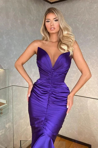 Hermosos vestidos de fiesta formales sin mangas con escote en V y corte sirena largo