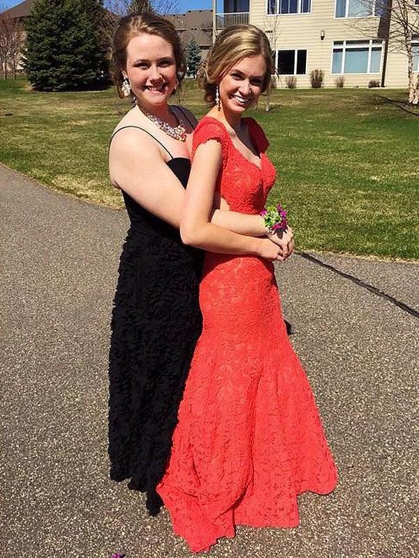 Gorgeous Mermaid Sleeveless V-neck Lace Ruffles Prom Dresses by misshow.com