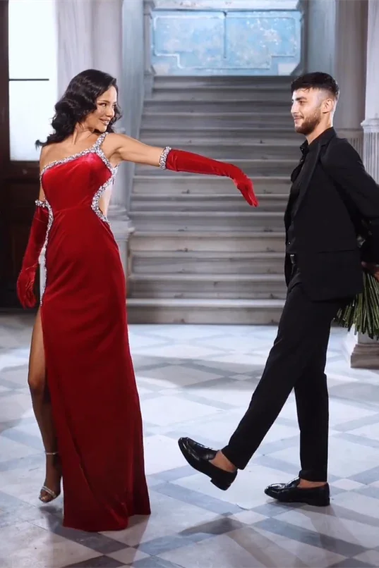 Gorgeous Red Straps Sequined Mermaid Prom Dress With Side Slit by misshow.com