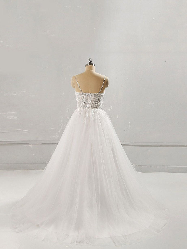 Gorgeous Sweetheart Lace Top White Long Wedding Dress Spaghetti Straps Sleeveless Bridal Gowns On Sale