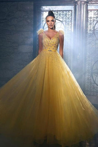 Gorgeous Yellow Sequined Sleeveless Long A-line Prom Dress With Beads