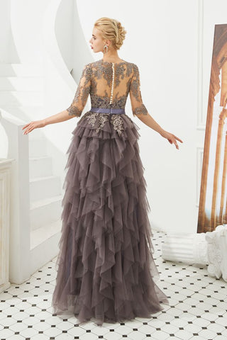 Vestido de fiesta de noche con media manga y encaje floral, largo hasta el suelo y piel
