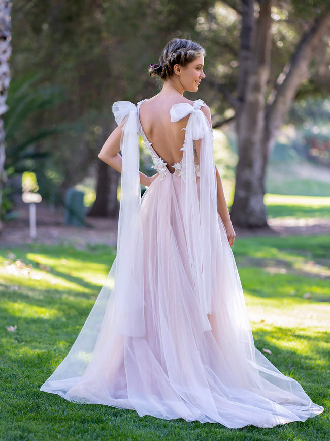 V-neck Lace Tulle Bow Straps Sweep Train Prom Dress Main Image