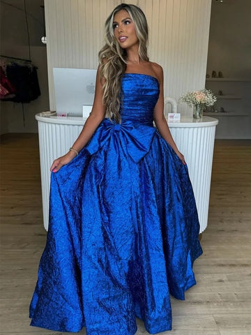 Heloise | Vestido de fiesta largo fucsia sin tirantes, corte A y lazo