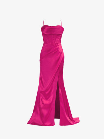 Vestido de fiesta de sirena de satén con tirantes finos en rosa intenso y abertura