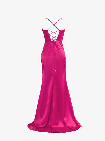 Vestido de fiesta de sirena de satén con tirantes finos en rosa intenso y abertura