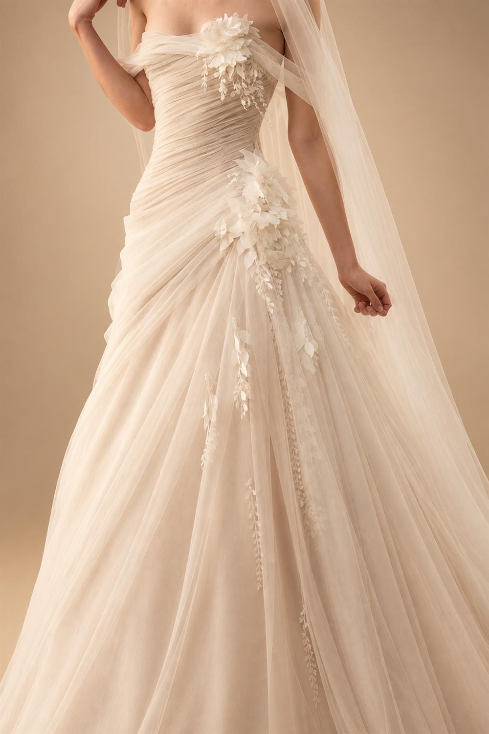 Dreamy Ivory Strapless 3D Floral Draped Wedding Dress with Veil ZP072