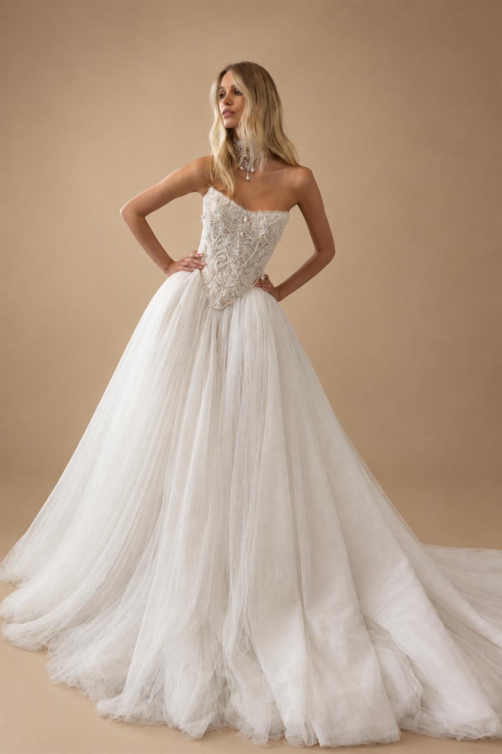 Elegant White Strapless Lace Corset Ball Gown Wedding Dress ZP100