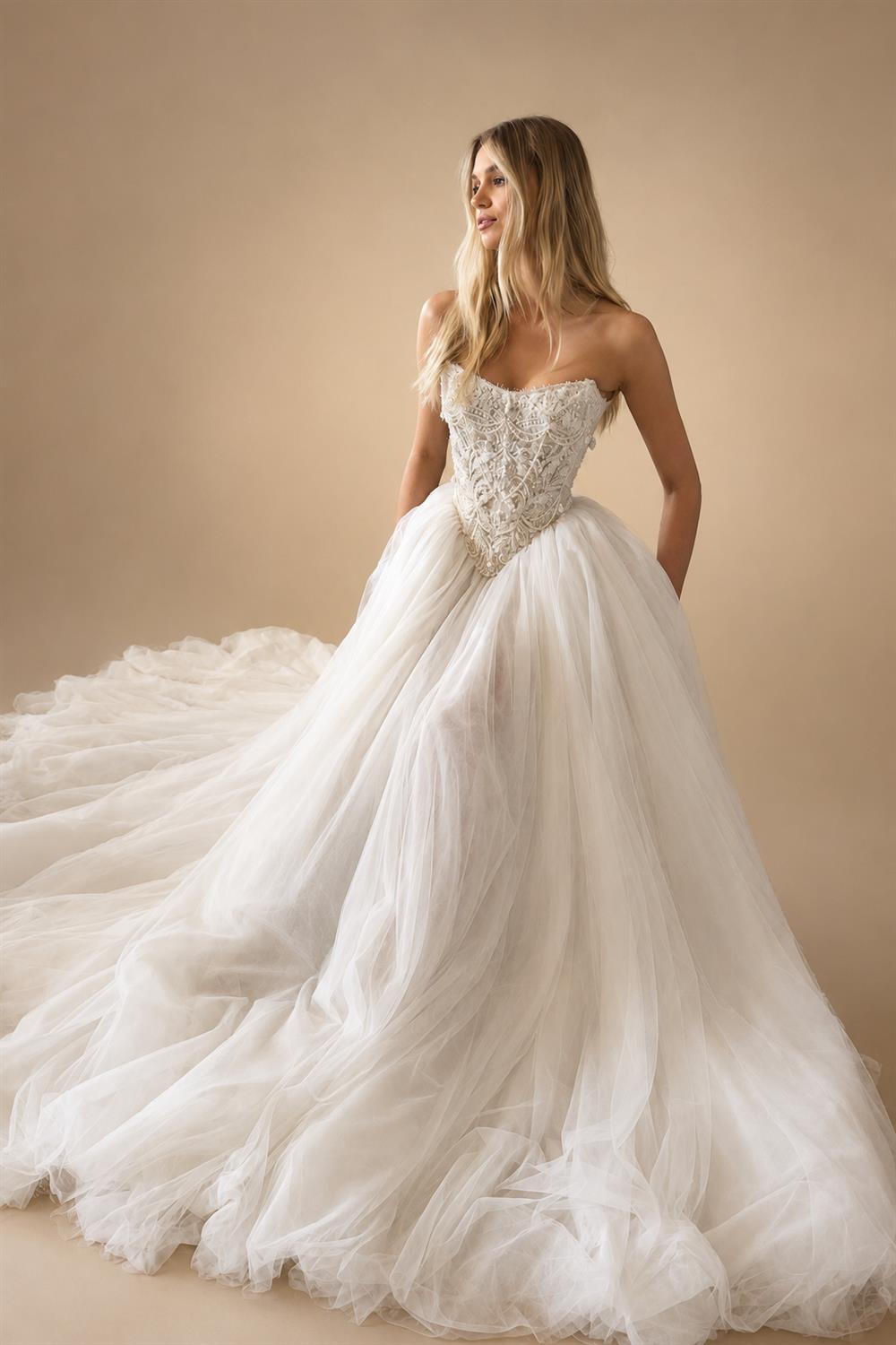 Elegant White Strapless Lace Corset Ball Gown Wedding Dress ZP100