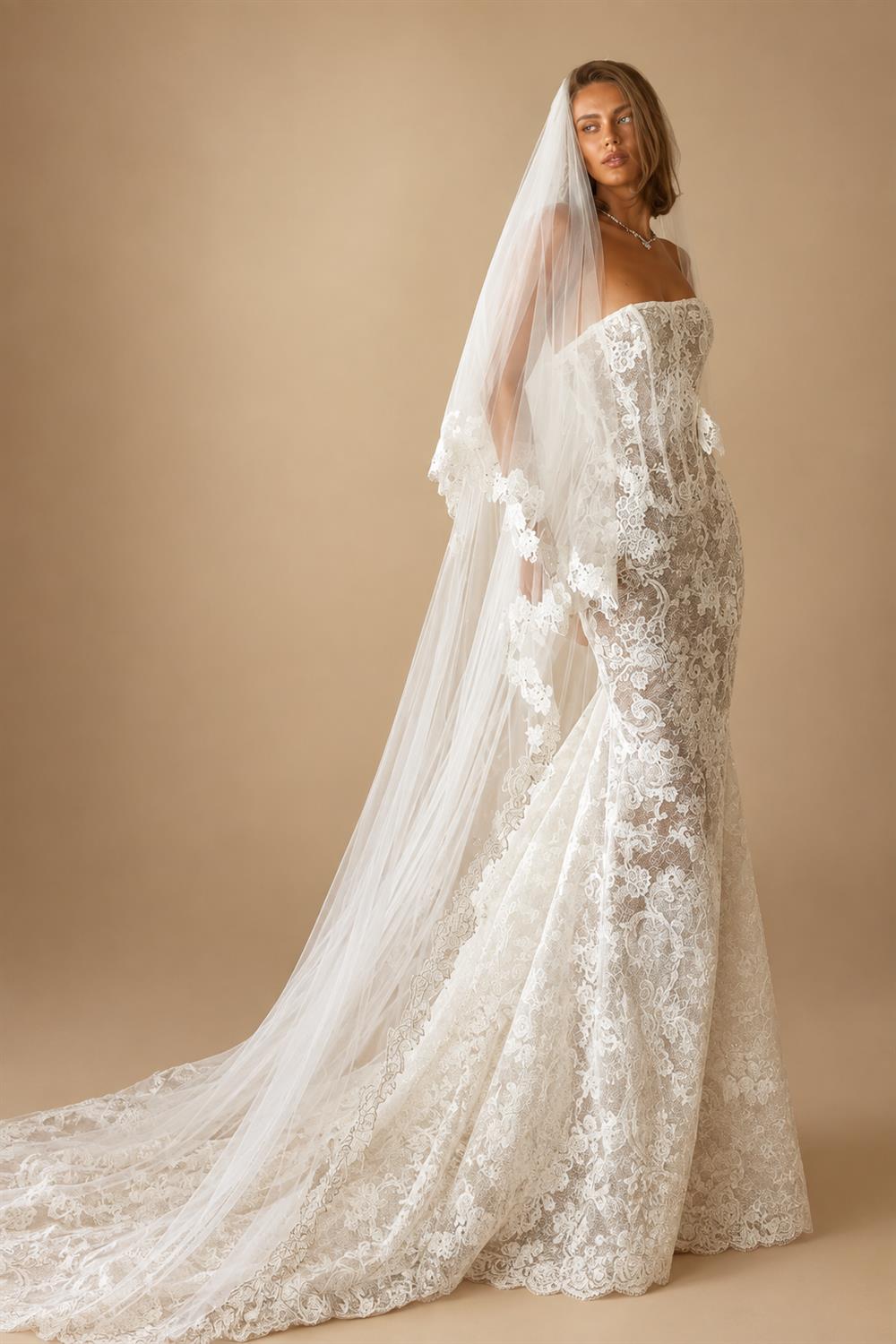 Vintage Ivory Lace Strapless Mermaid Wedding Dress ZP115