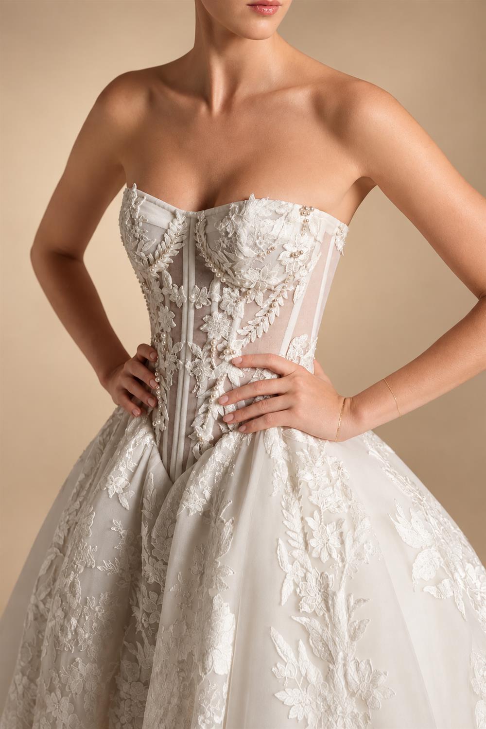 Luxury Ivory Strapless Floral Embroidery Ball Gown Wedding Dress with Veil ZP137