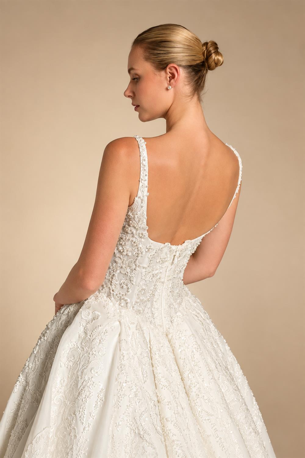 Luxury White Spaghetti Strap Beaded Satin Ball Gown Wedding Dress ZP139