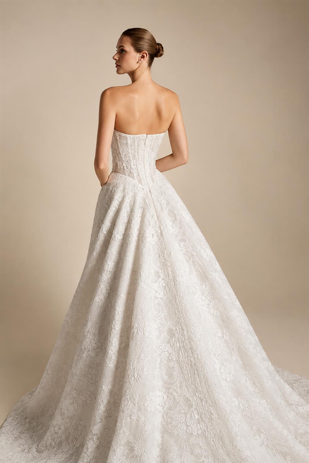 Luxury Ivory Strapless Lace Train Wedding Dress with Scarf ZP140