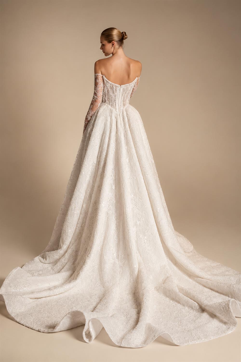 Luxury Ivory Strapless Lace High-Slit A-Line Wedding Dress ZP141