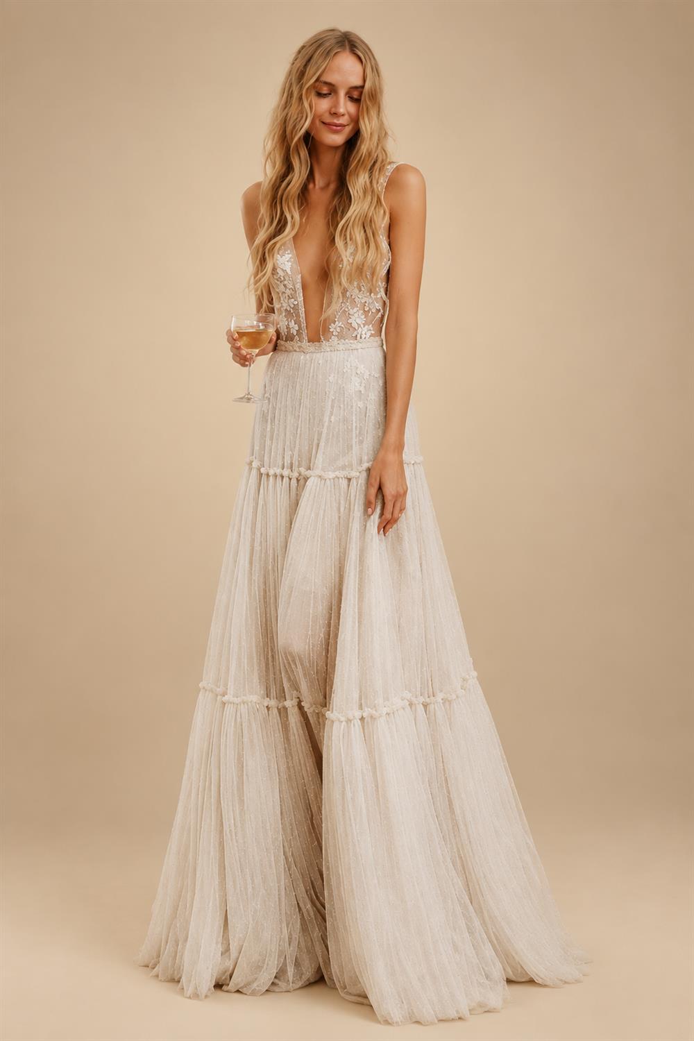 Boho Hippie Wedding Dress Sleeveless V Neck Chic Styl Whimsical Ruched Skirt Tulle Bridal Gowns Robe de mariee