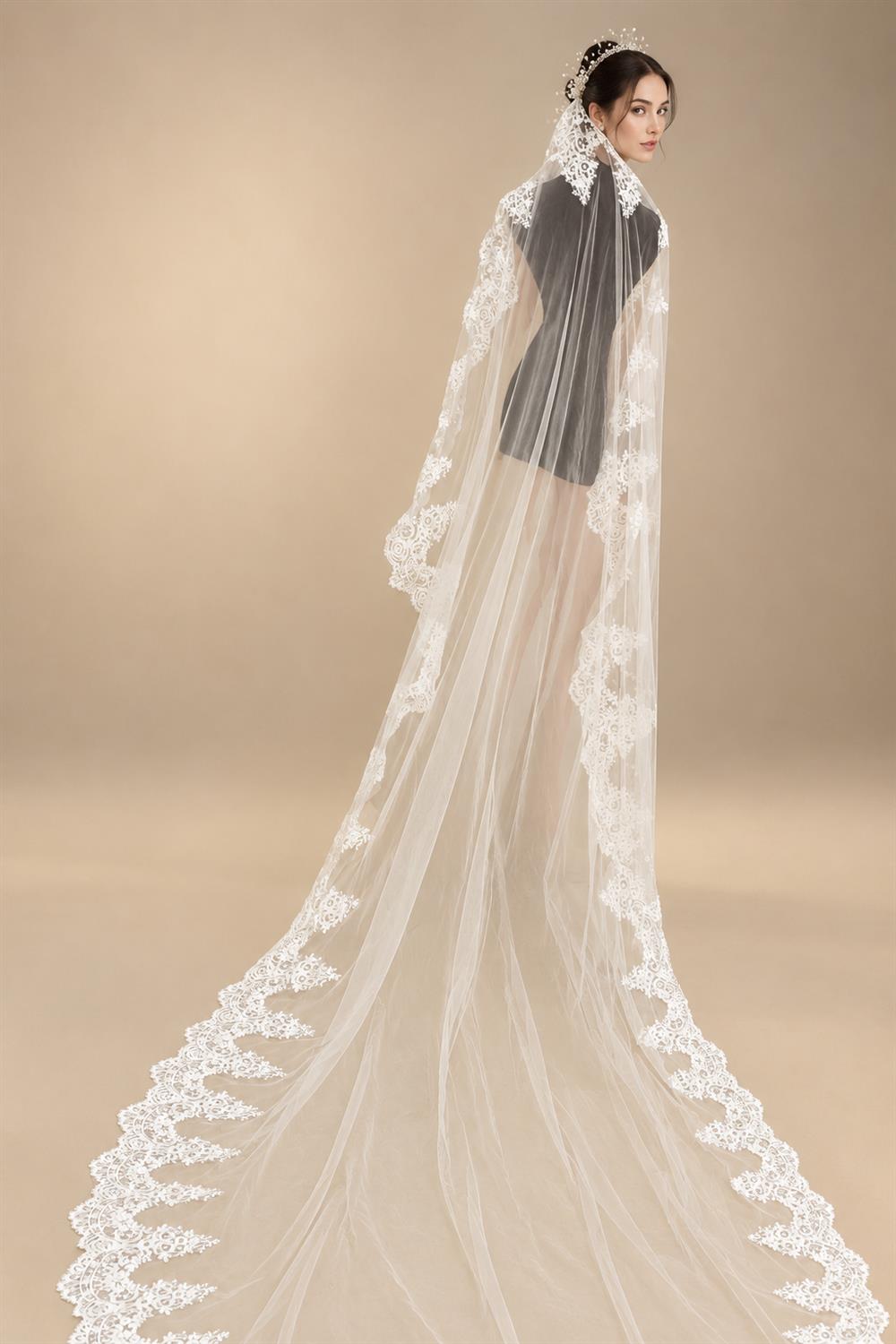 1 Layer Cathedral veil wedding veil women veil white ivory sequins lace veil bridal veil cover face veil with comb