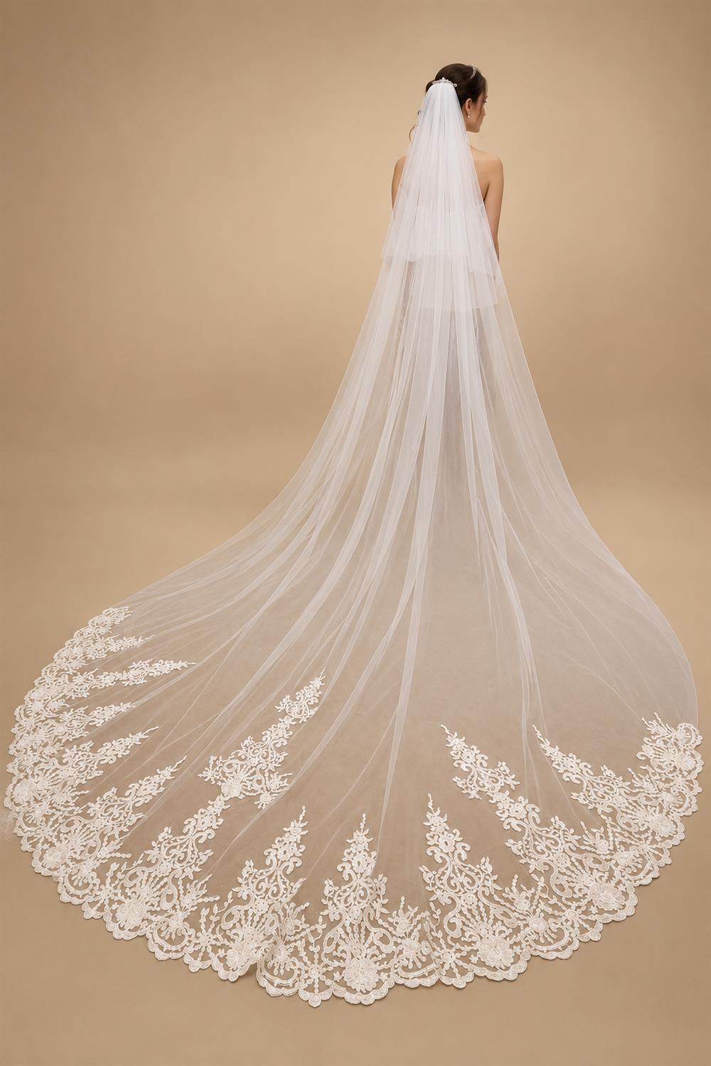 Customized Real Photos 2 T Long Lace Wedding Veil 4 Meters White Ivory Bridal Veil with Comb Blusher Bride Headpiece Accessories