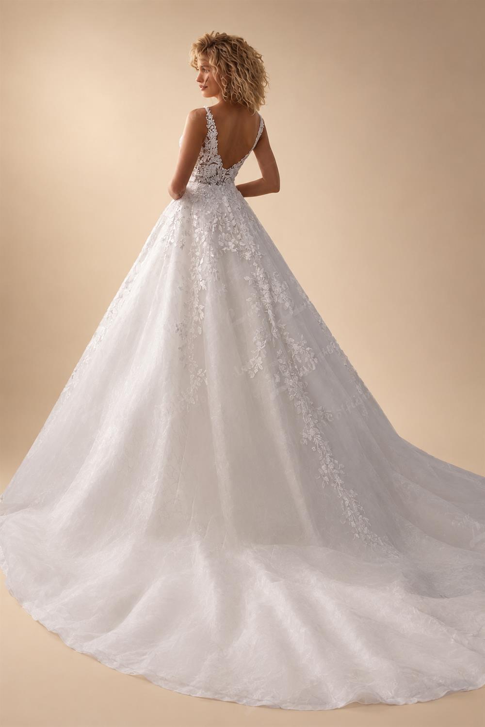 Custom Ivory Lace V Neck Sleeveless A Line Bridal Wedding Dress Boho Style