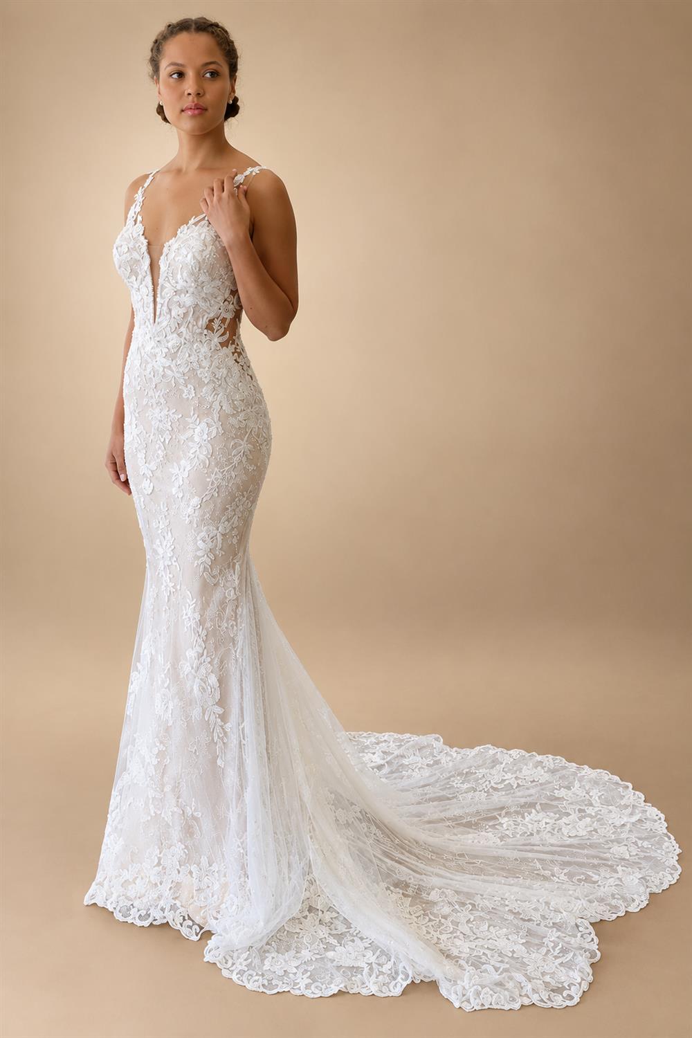 Off White Wedding Dress Lace Appliques V Neck Boho Mermaid Custom Made