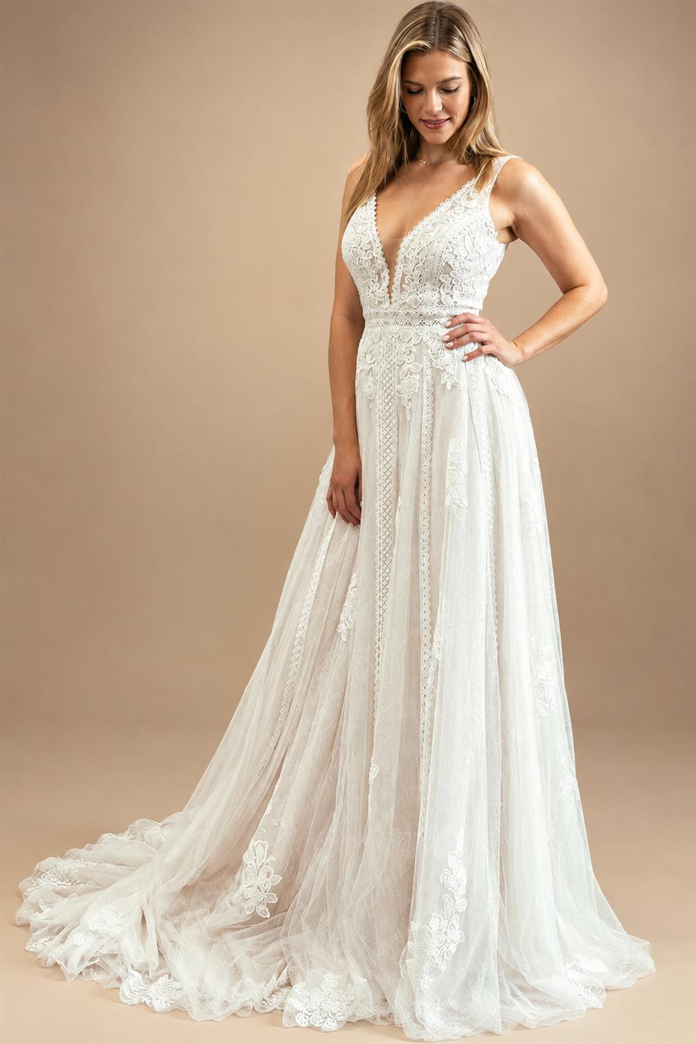 Boho Lace Applique Wedding Dress With Plunging V Neck For Beach Brides