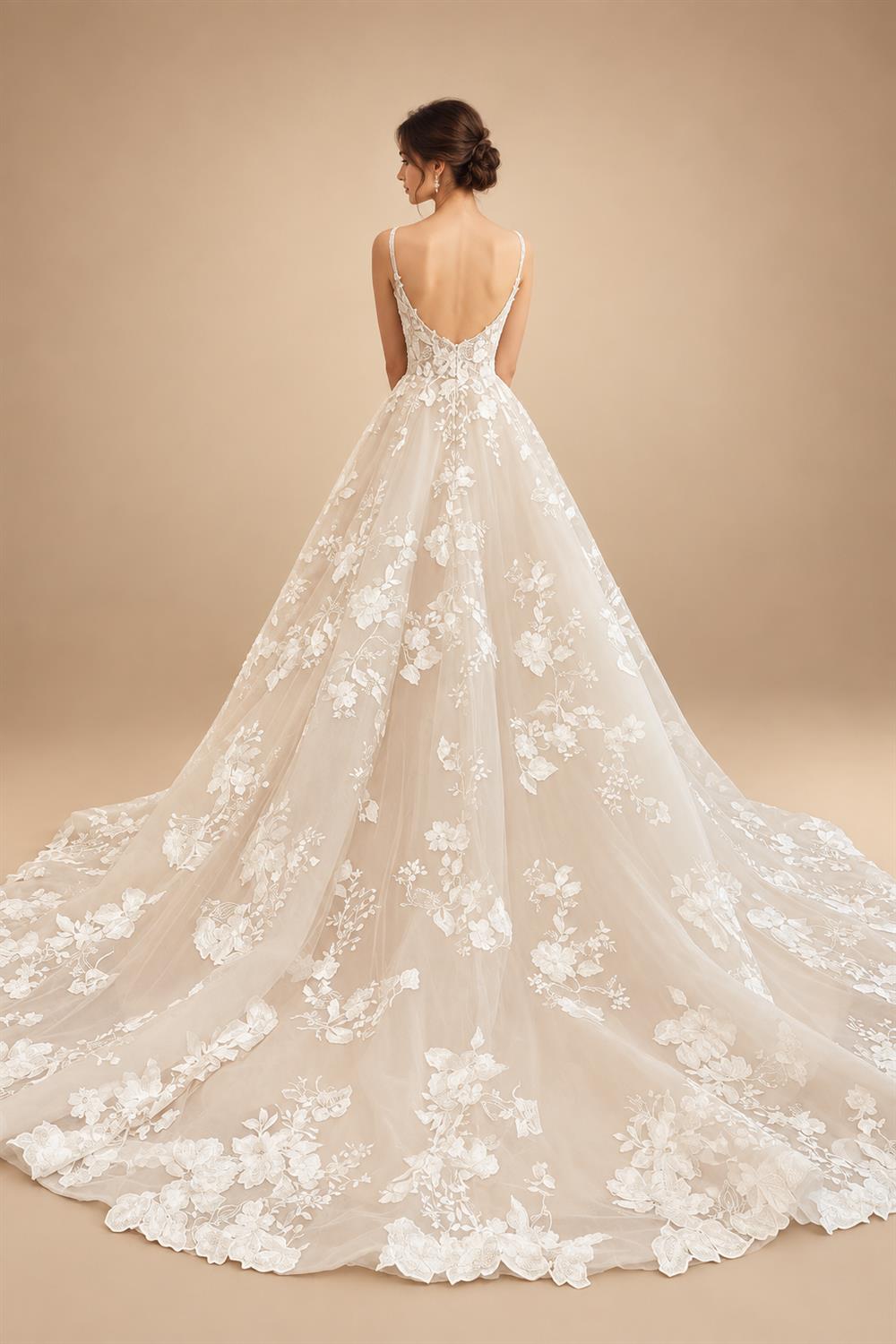 Luxury Champagne Lace Spaghetti Straps Wedding Dress For Bride