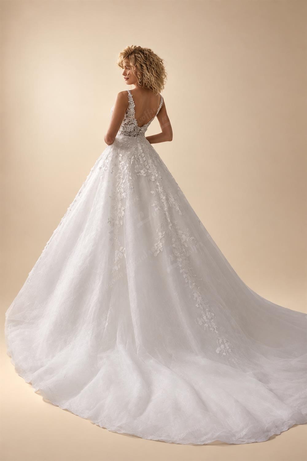 Custom Ivory Lace V Neck Sleeveless A Line Bridal Wedding Dress Boho Style