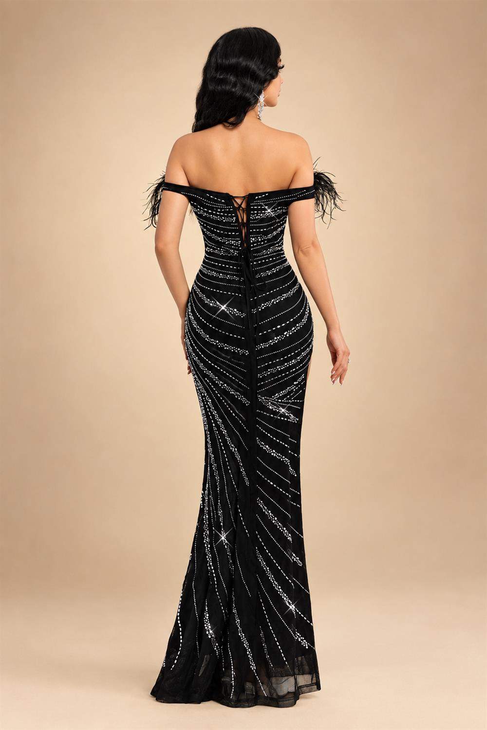 QOQ Fashionable And Elegant Black Faux Fur Patchwork Shoulder Dress Rhinestone Embellished Suitable For Formal Dinners And Galas