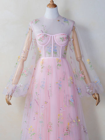 Vestido de fiesta de tul rosa hasta el suelo con cuello ilusión