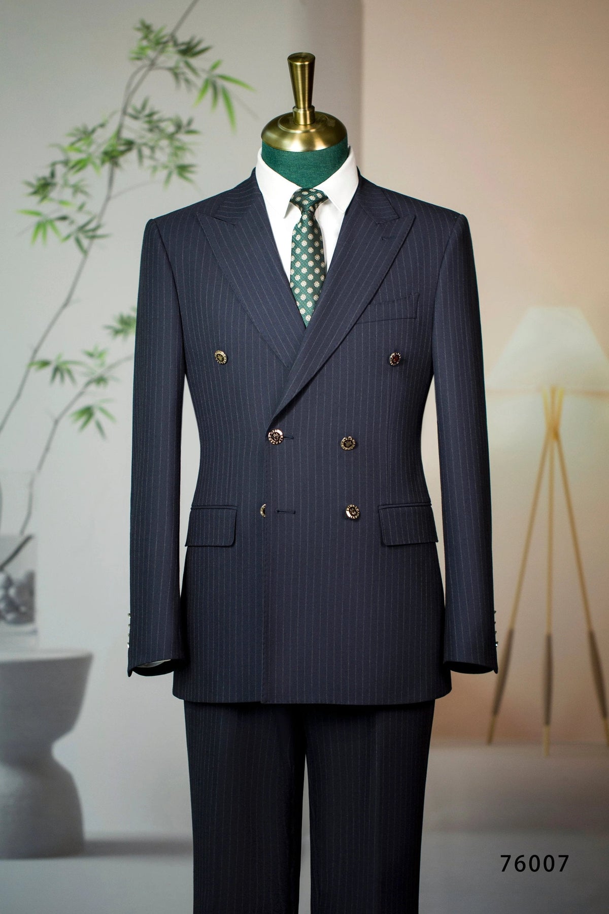 Double Breasted Pinstripe Wool Suit for Groom and Business Formal (ZD17104)