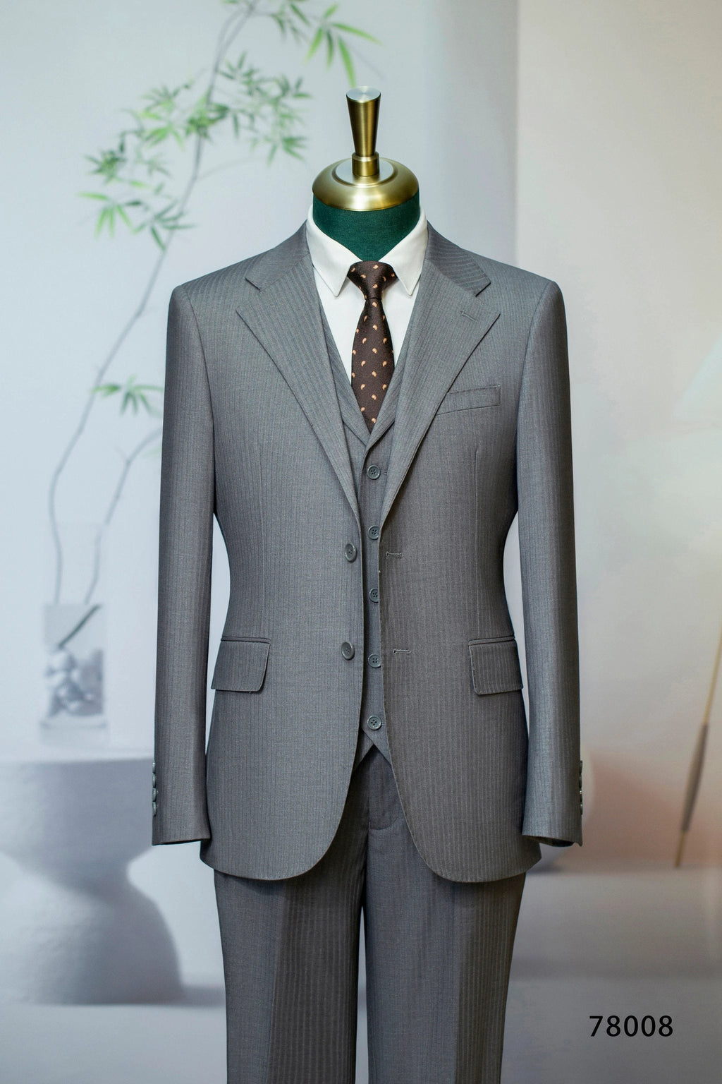 Subtle Pinstripe Grey Wool Three Piece Suit for Groom and Business (ZD17099)