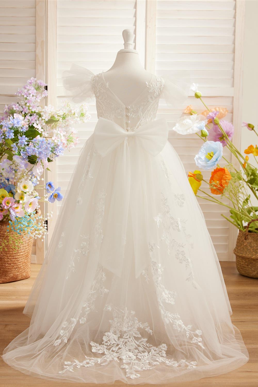Detachable  Lace Tulle Sweep Train Flower Girl Dress