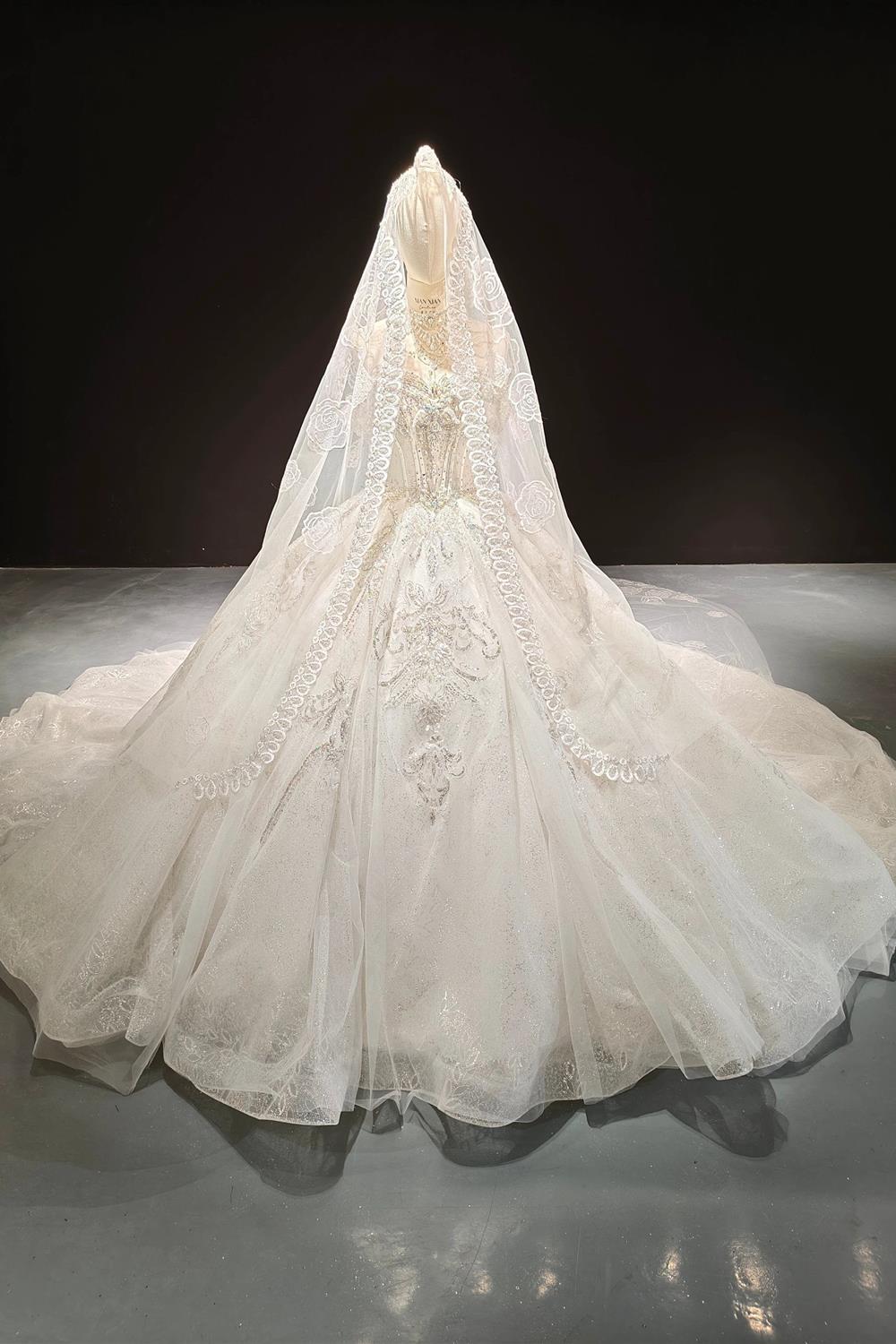 Vestido de Véu Catedral Rosa Cristal