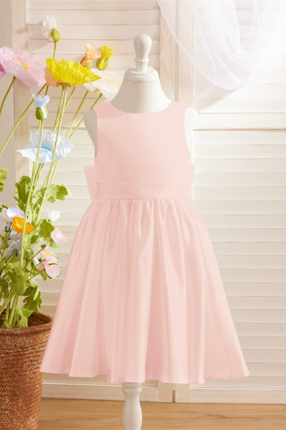 Elegant A-line Satin V-Back Bow Knee-length Flower Girl Dress