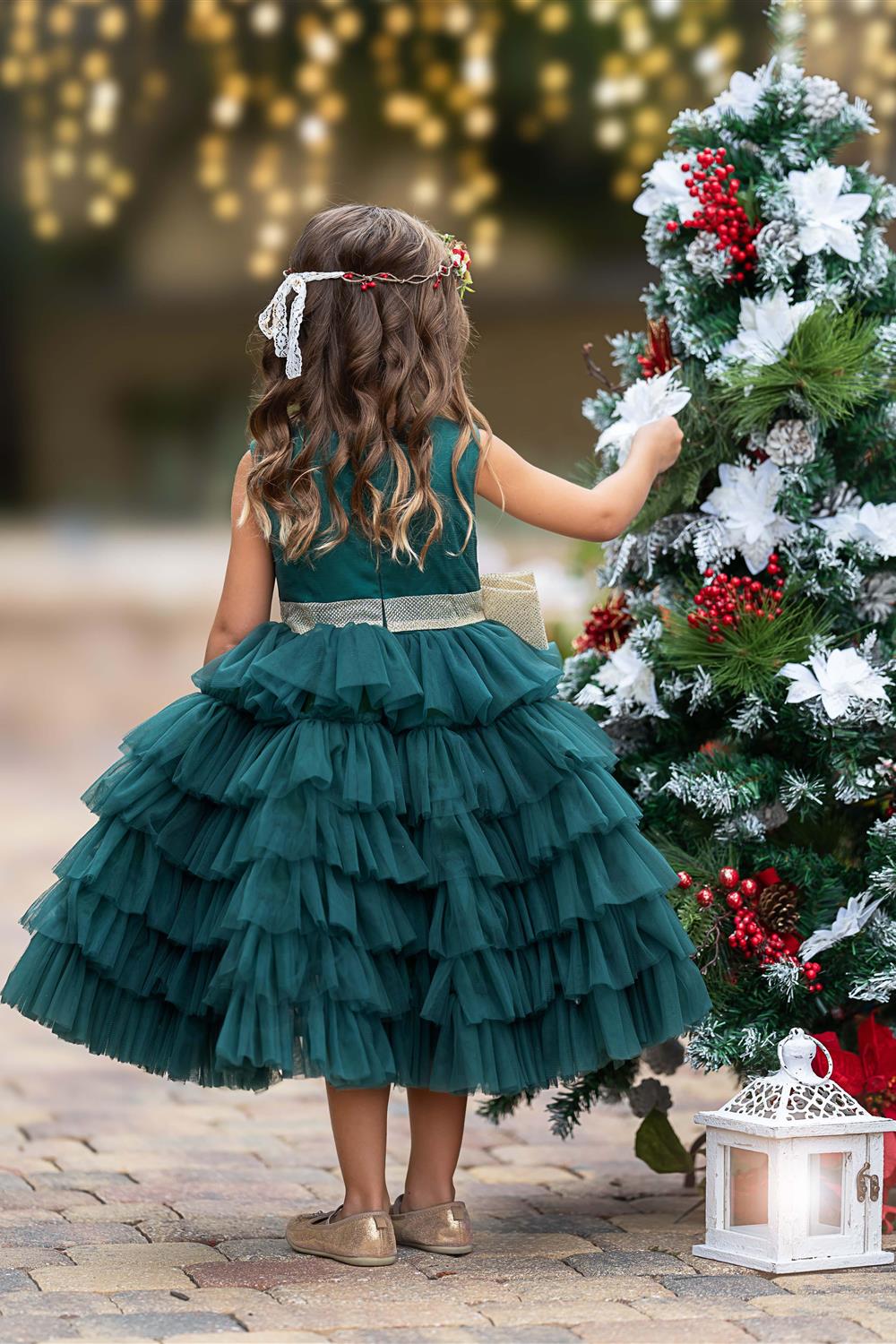 Enchanting Dark Green Tulle Ruffled Dress with Gold Bow