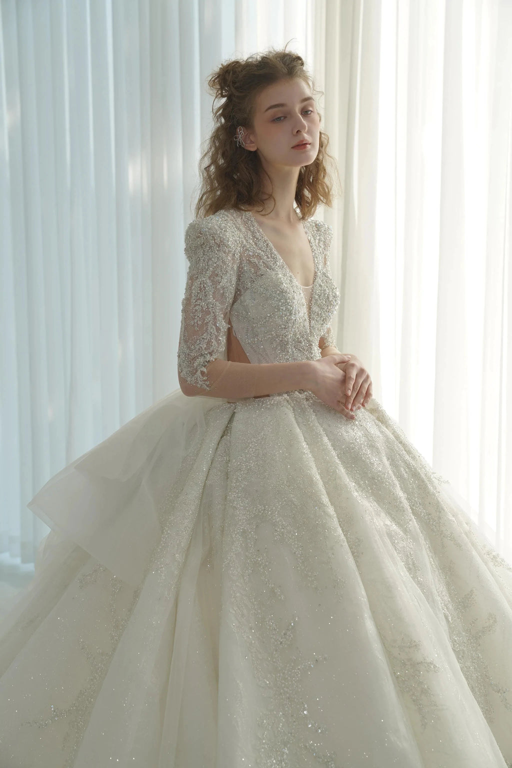 Dazzling Ball Gown Deep V-Neck Tulle Wedding Dress with Beaded Embroidery & Illusion Cut-Out Back Q-6022 (ZD16918)