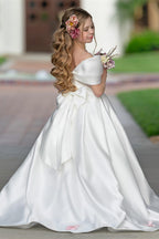 Elegant Ivory Satin Princess Ball Gown with Sweep Train and Bow for Flower Girls